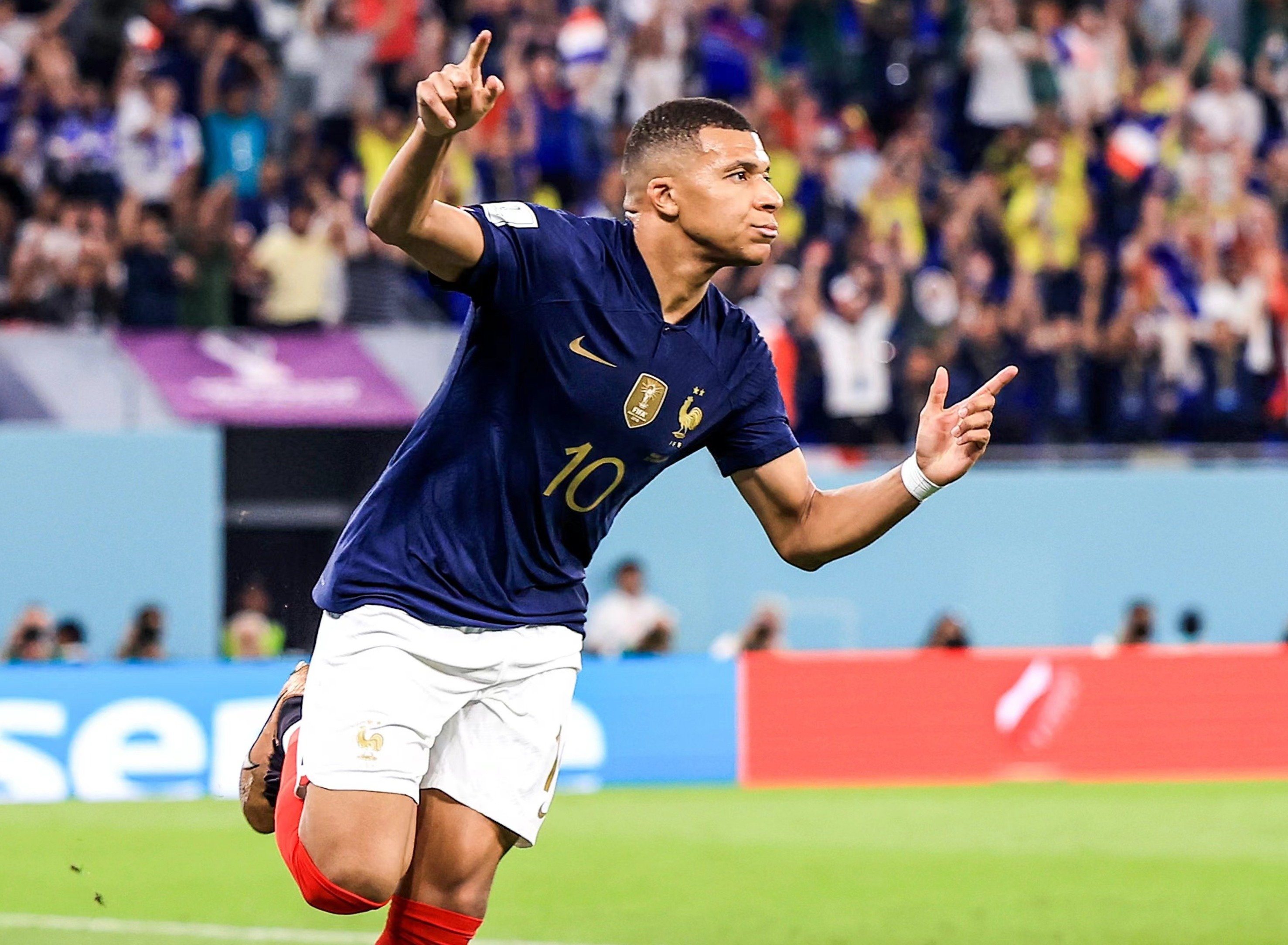 泰森39+5+4&准绝杀恩比德33+5 骑士险胜76人