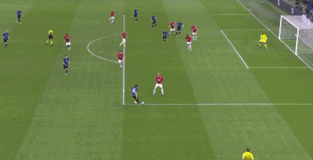 恩里克执教俱乐部15场单场决胜的决赛赢下14场，只输掉世俱杯