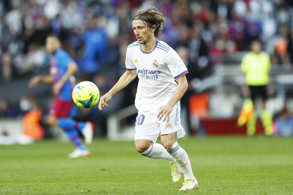 31记三分联盟第一！中国女篮30岁王牌崛起