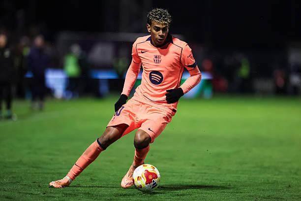 MOUZ vs Aurora生死局！VRS股票式积分系统如何决定Major第三阶段最后名额｜CS2欧洲区终极悬念